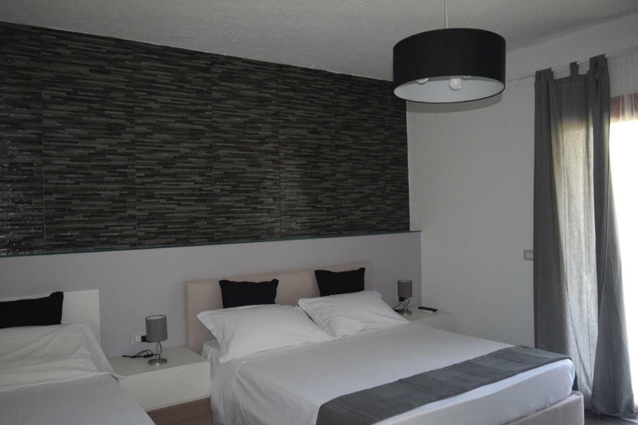 Appartamento I Puritani On The Beach Giardini Naxos Exterior photo